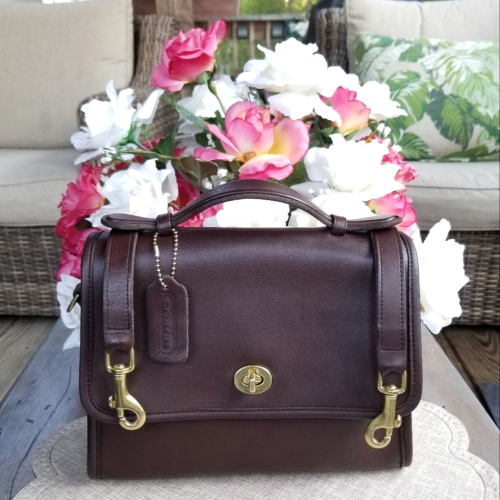 Mahogany Coach Court Crossbody Bag # 9870 Vintage